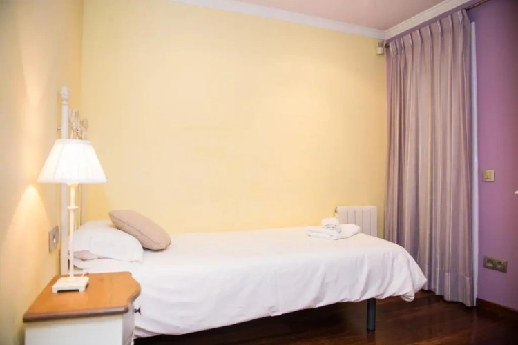 3 Bedrooms Apartment