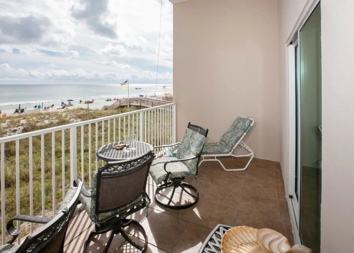 Crystal Shores 204