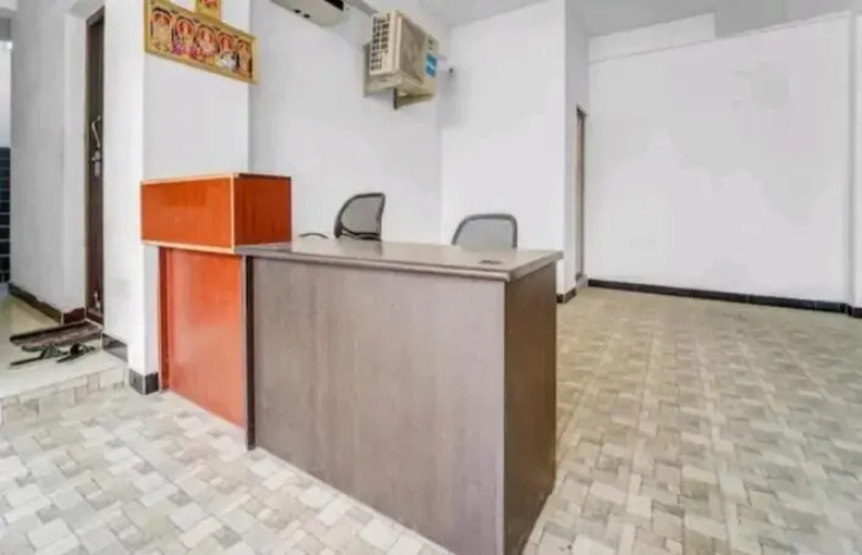OYO Flagship 70347 Hotel Crown Tower