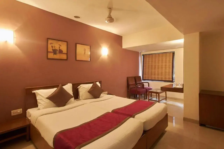 Sukh Hotel