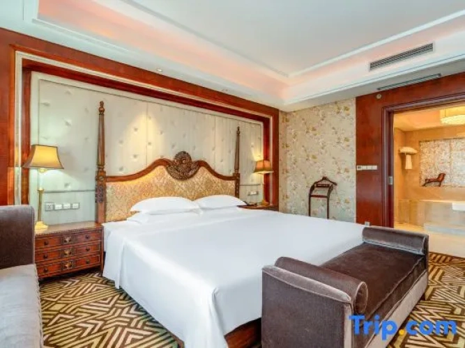 Presidential Quadruple Suite