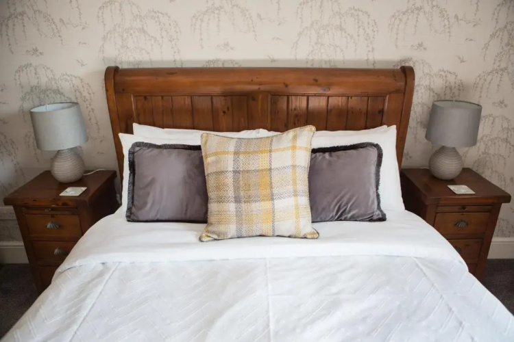 Riverdale House B&B