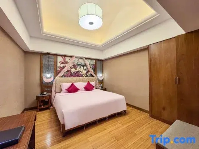 1 Bedroom Duplex Suite