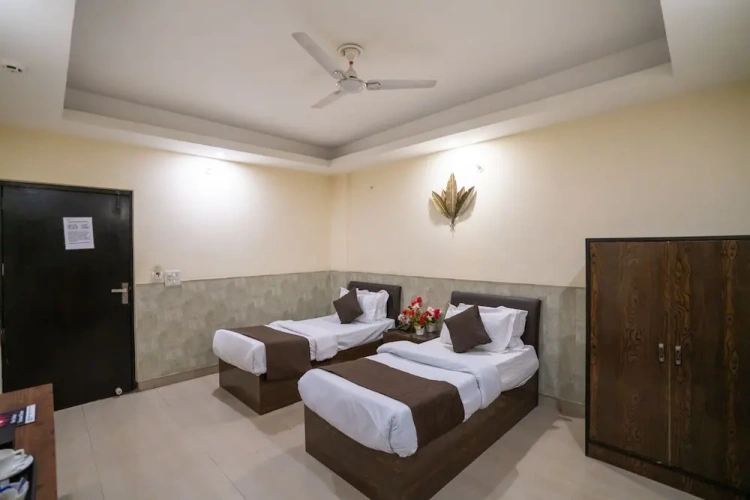 Deluxe Twin room