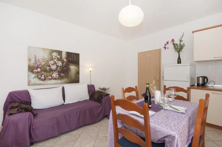 Apartments Mara