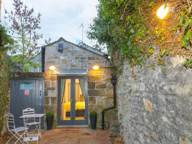 The Studio, Bakewell