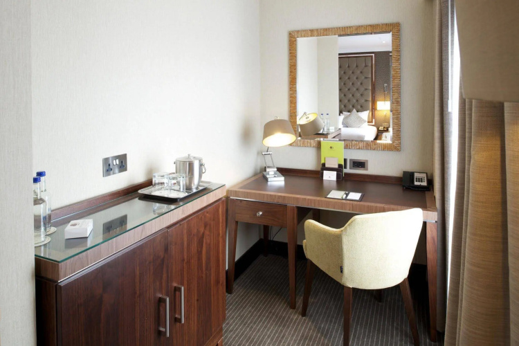 DoubleTree by Hilton Hotel London - Victoria photo 16