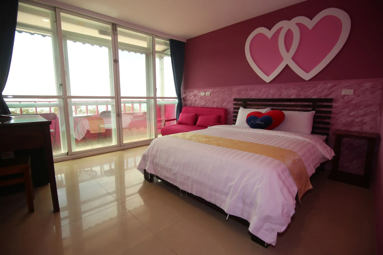 Water Front Hotel