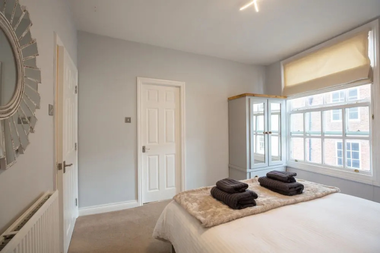Castle Street Apartment