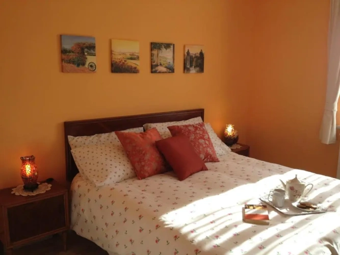 2 Bedrooms Cottage