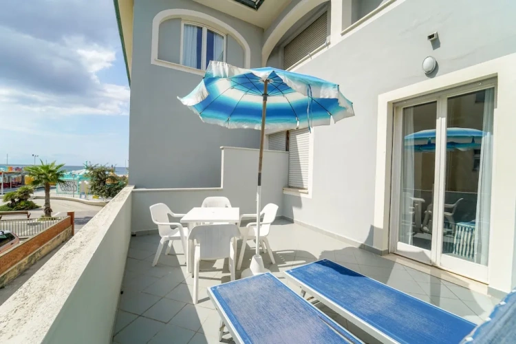 Standard Double room with sea view