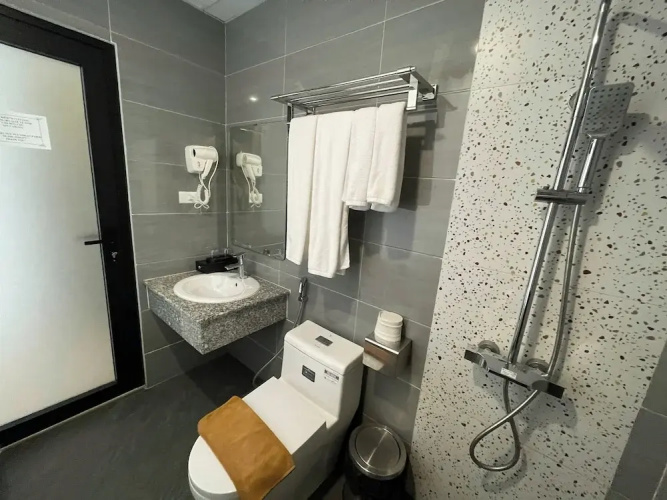 Kien Hotel