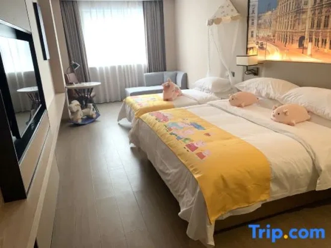 Standard Twin Family room