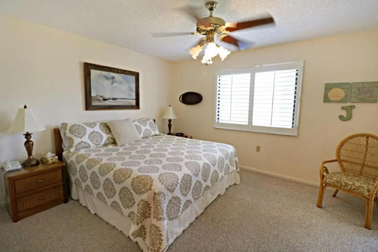 Ocean Village Club H21
