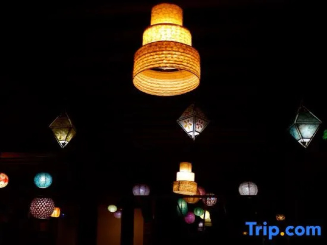 Yading Totem Boutique Inn