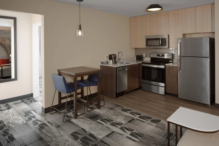 1 Bedroom Double Suite