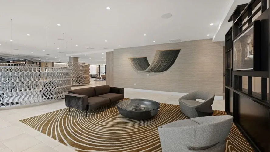 Hyatus Luxury Residences Everett