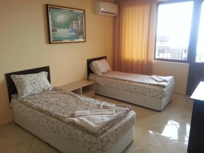 Standard Twin room with sea view