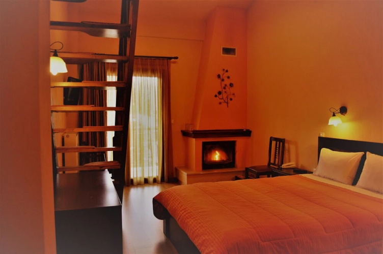 Oreades Hotel