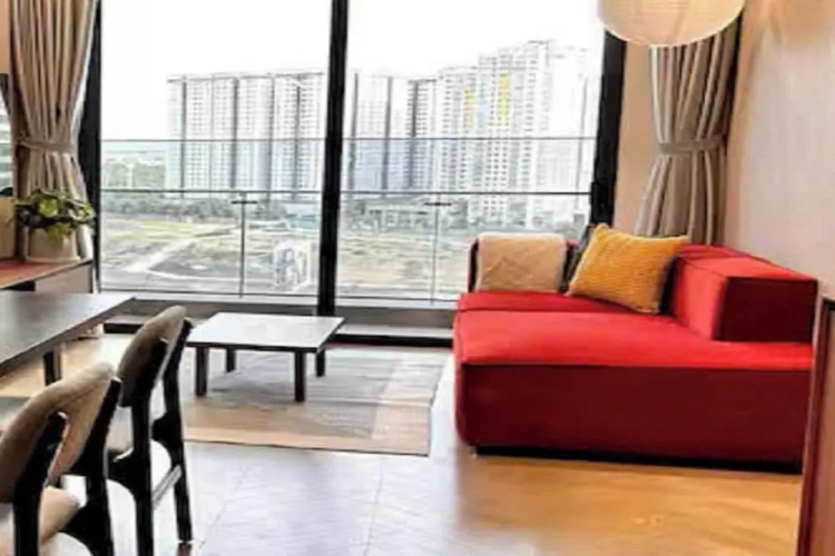 3 Bedrooms Family Club Suite with city view
