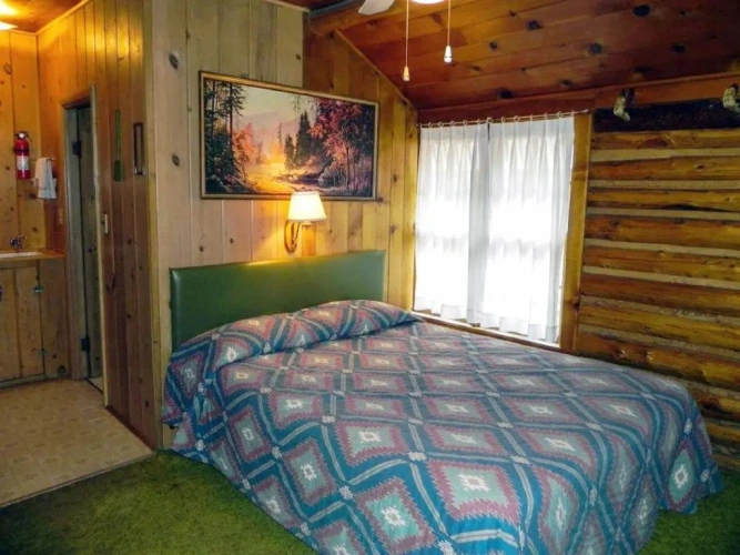 Superior Cottage