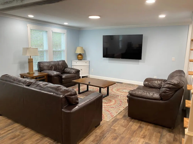 1st Class Rentals The Thurman Munson House