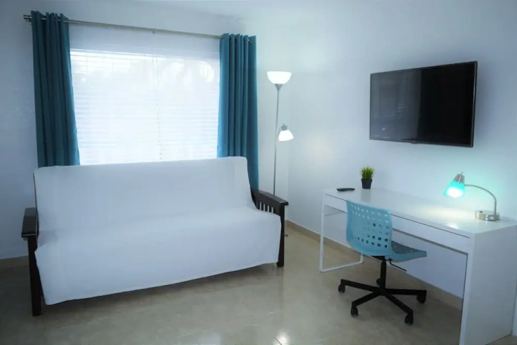 1 Bedroom Standard Suite