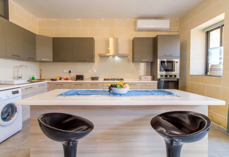 3 Bedrooms Family Cottage
