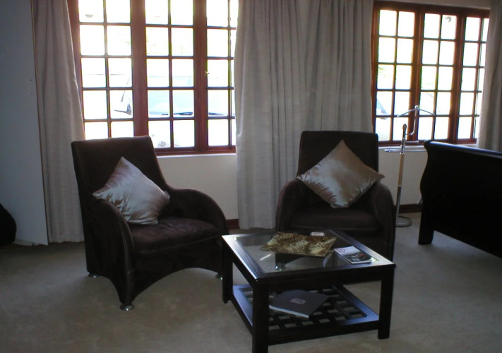 Shangani Lodge