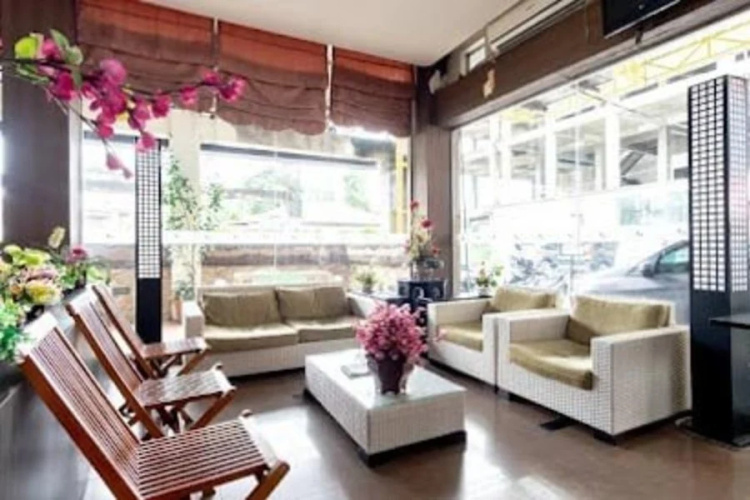 MV Hotel RedPartner