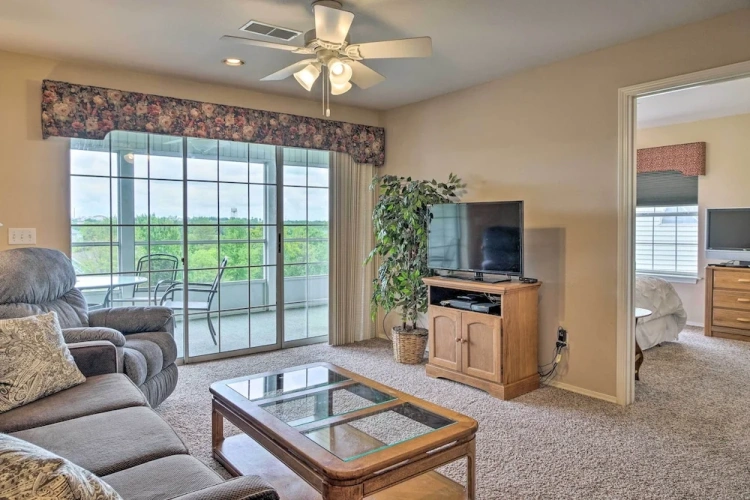 2 Bedrooms Apartment with balcony