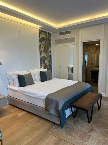 Premier Suite