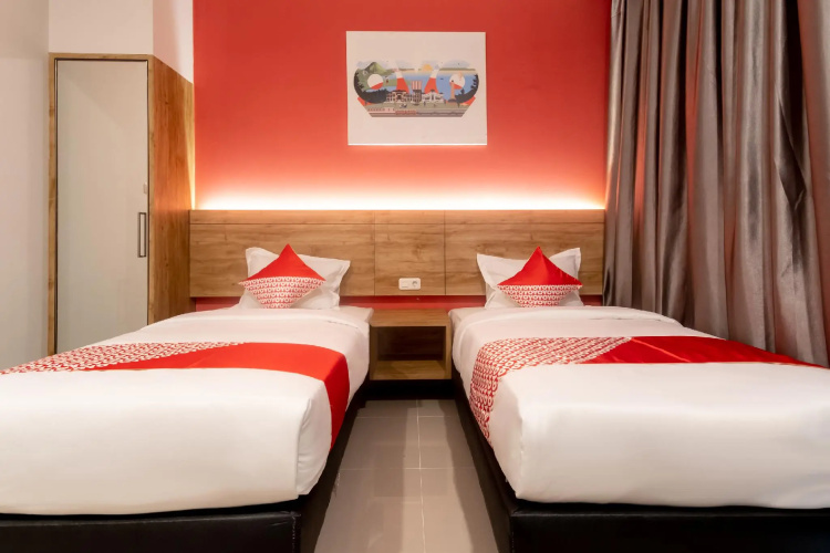 Hotel O Festive Inn