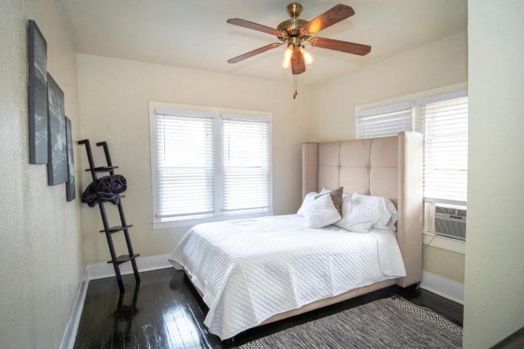 3 Bedrooms Cottage