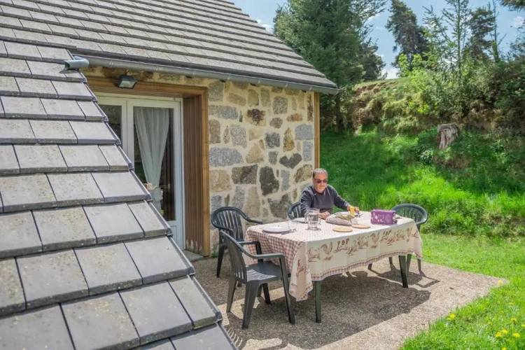 3 Bedrooms Cottage