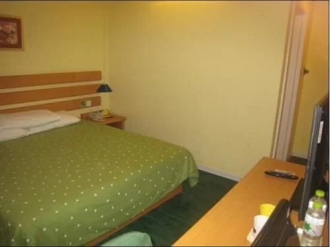 Home Inn Beijing Yangqiao