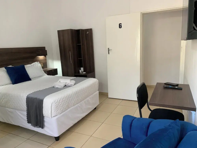 Mongi Guest House