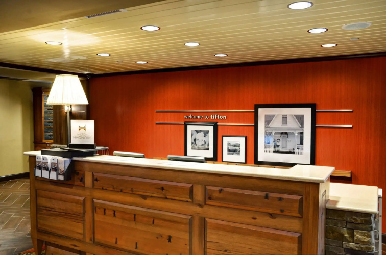 Hampton Inn & Suites Tifton