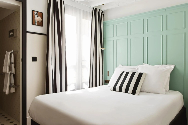 New Hotel Lafayette