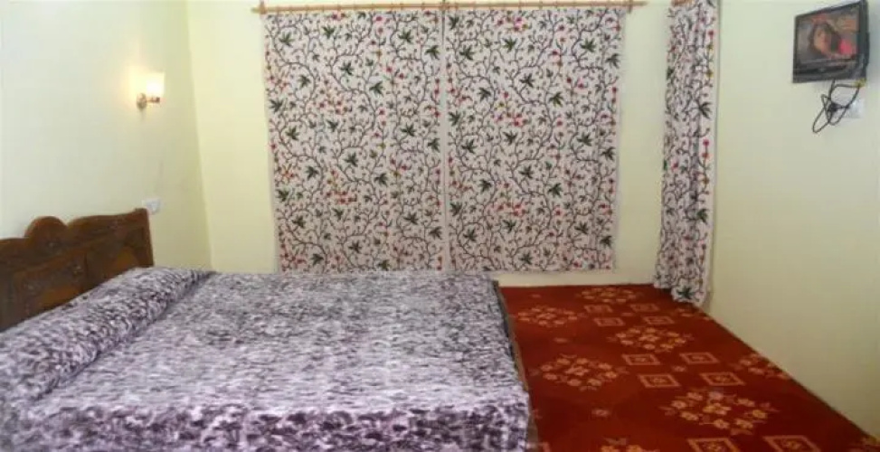 Hotel Royale Jannat