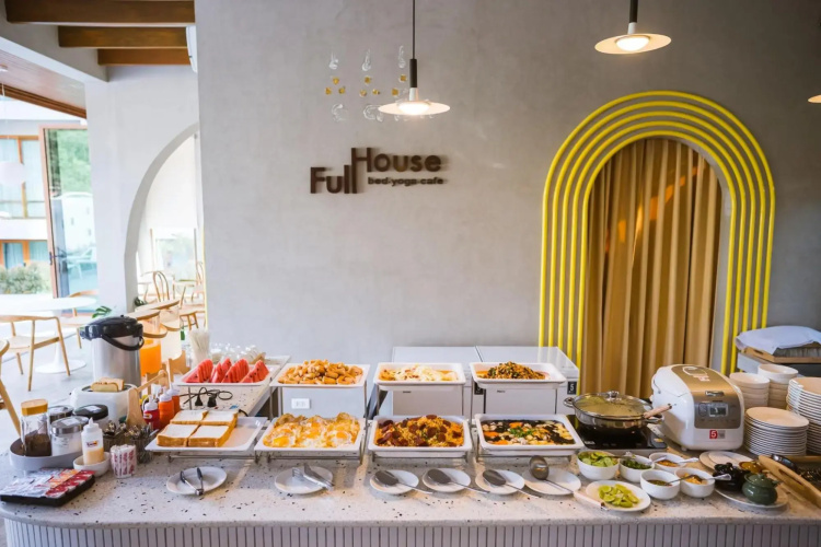 Full House Khao Yai