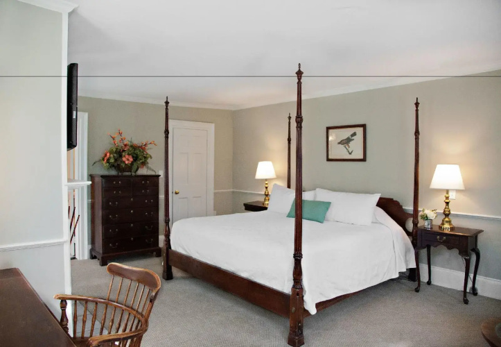 Concord's Colonial Inn