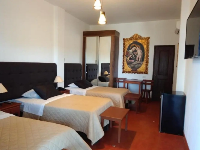 Standard Triple room