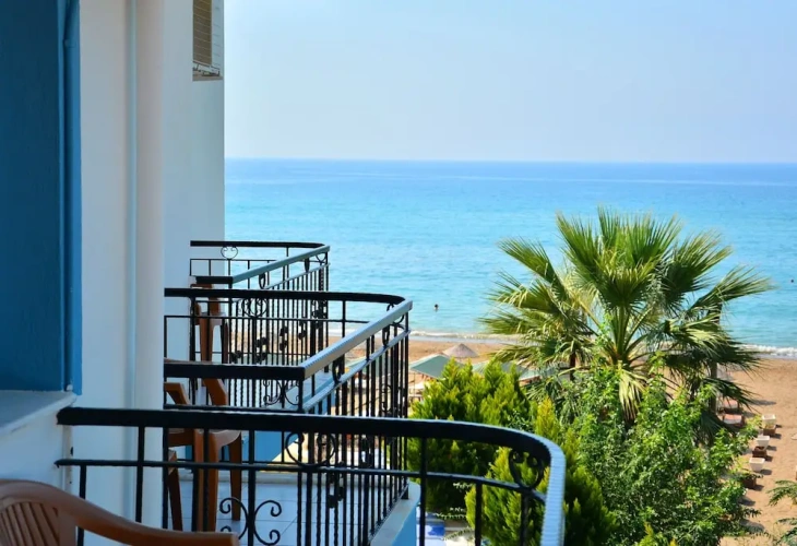 Standard Quadruple room with balcony and with view