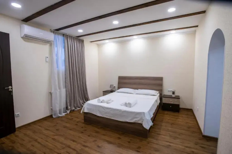 Alex'S Guest House