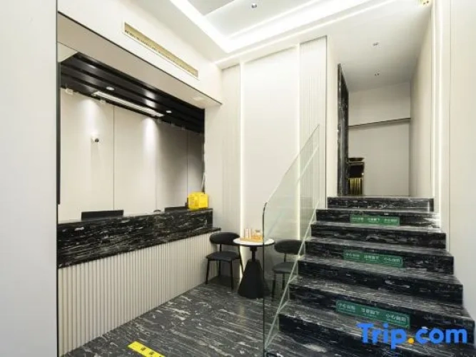Apple Times Hotel