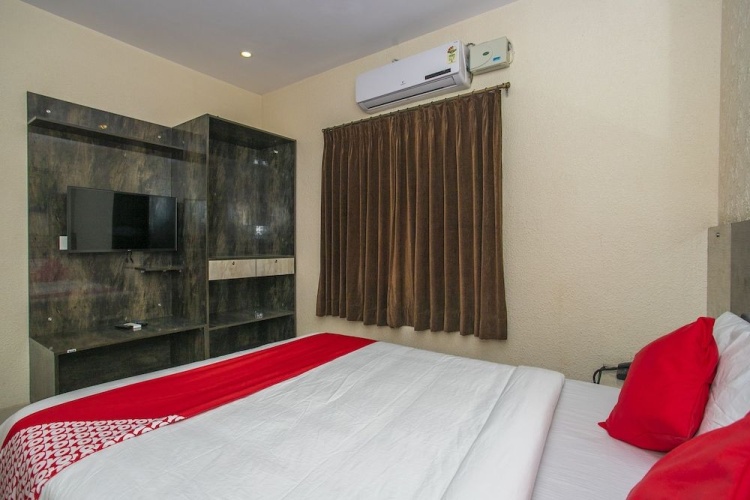 OYO 26197 Pride Suites