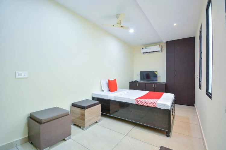 Standard Single room