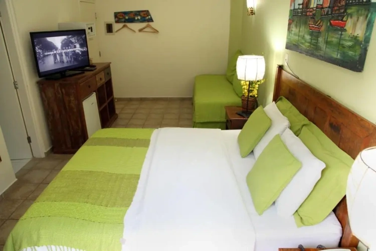 Superior Triple room
