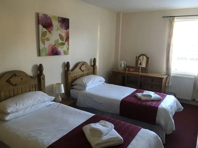 Novar Arms Hotel